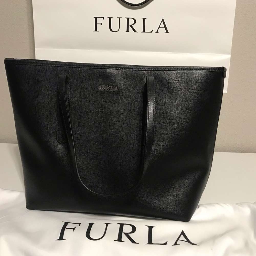 Furla Ariana Italian